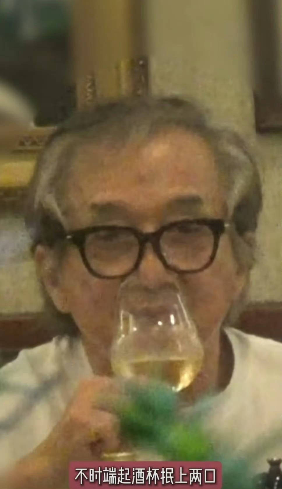 71岁成龙头发花白<strong></p>
<p>狗币钱包安卓</strong>！谢贤交代后事张纪中出了车祸还得养家…慢慢老去的他们让人泪目