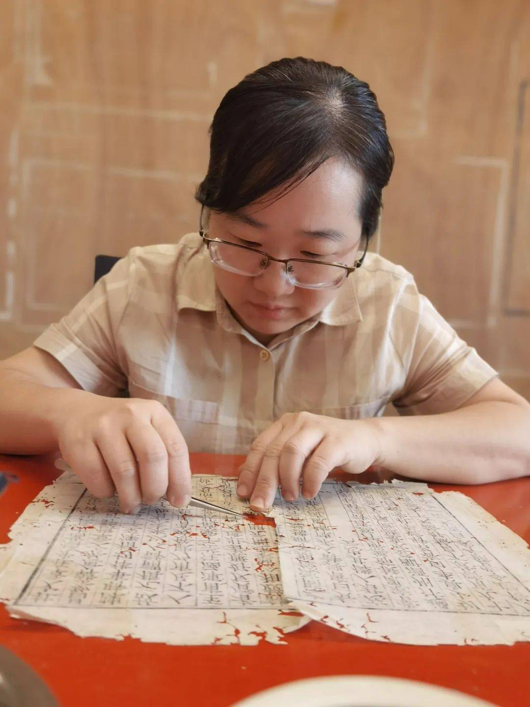 “冷板凳”一坐18年<strong></p>
<p>币安troy</strong>！41岁厦门女子：要一直坐下去