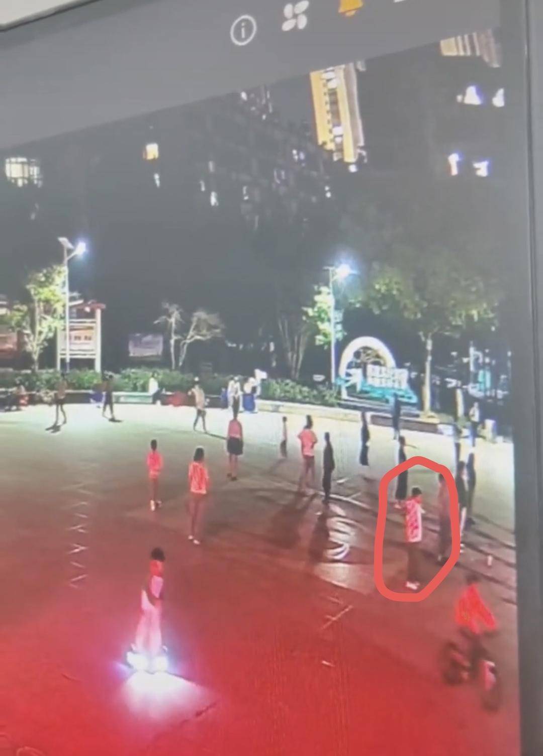 17岁女孩在广场跳操时失踪已月余 家属不认同“跳江自杀”<strong></p>
<p>币安云交易所</strong>，警方已立案侦查