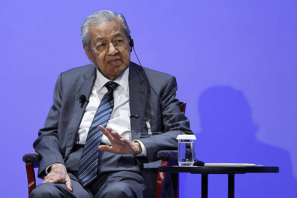 马哈蒂尔：若中国成为世界第一<strong></p>
<p>币安最新动态</strong>，我们将有更好的机遇
