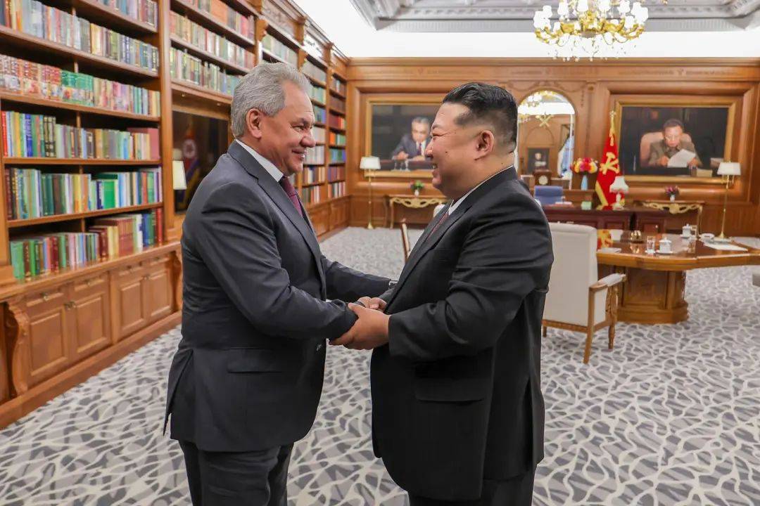 金正恩会见绍伊古：继续无条件支持俄罗斯<strong></p>
<p>安卓推币游戏</strong>！绍伊古：俄罗斯领导层特别感谢朝鲜军人
