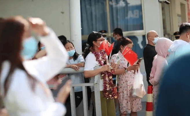 女子请假陪孩子高考被开除<strong></p>
<p>安卓推币游戏</strong>，称领导口头同意！公司不认：旷工！官司一路打到高院……