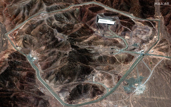 特朗普咨询军事顾问：13.6吨巨型钻地弹能摧毁福尔道地下核设施吗<strong></p>
<p>币安交易所商家</strong>？