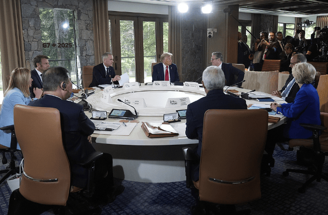 G7发表联合声明<strong></p>
<p>币安区块链</strong>，不准改变南海现状，不到24小时，中方接划下红线 ​