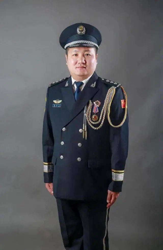 生于1989年<strong></p>
<p>币安区块链</strong>，杨旭恒递补为河南省委委员