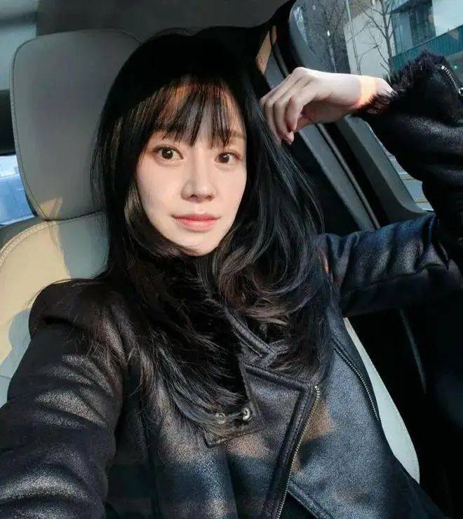 43岁韩国女演员李屿迩去世<strong></p>
<p>安网币发行价</strong>，死因未公布