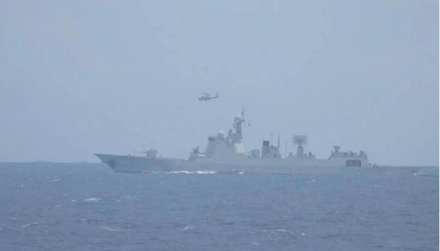 面对菲海警的驱逐<strong></p>
<p>币安主站</strong>，中国侦察船不语，舰载机起飞，直接4个字定性