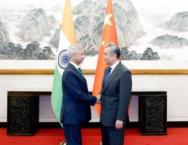叫中国名字<strong></p>
<p>币安永久合约</strong>，娶日本妻子，5年没见的印度外长来了