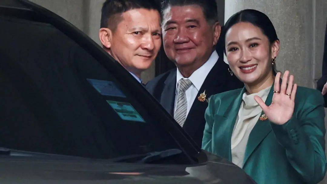 4比2<strong></p>
<p>币安永久合约</strong>，泰国最新民调出炉，佩通坦想官复原职，中方说了句公道话