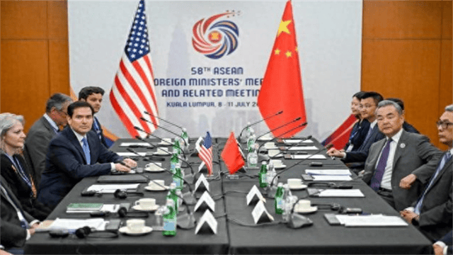 亮出所有筹码给中国看！特朗普打定主意<strong></p>
<p>币安量化交易软件</strong>，要和中国促成“大交易”