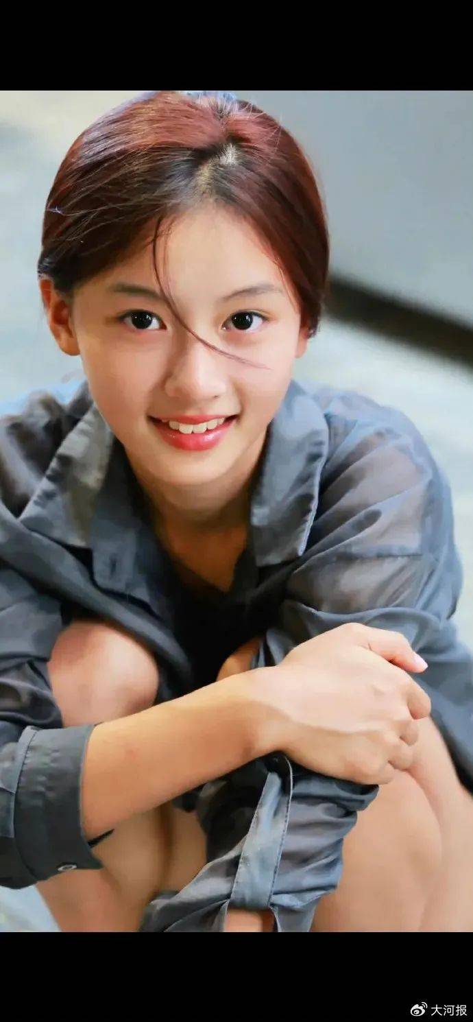 15岁女孩七七1分钟视频报价1万<strong></p>
<p>币安量化交易软件</strong>，因神似张柏芝走红，七七妈妈曾称以学业为由拒绝于正邀约