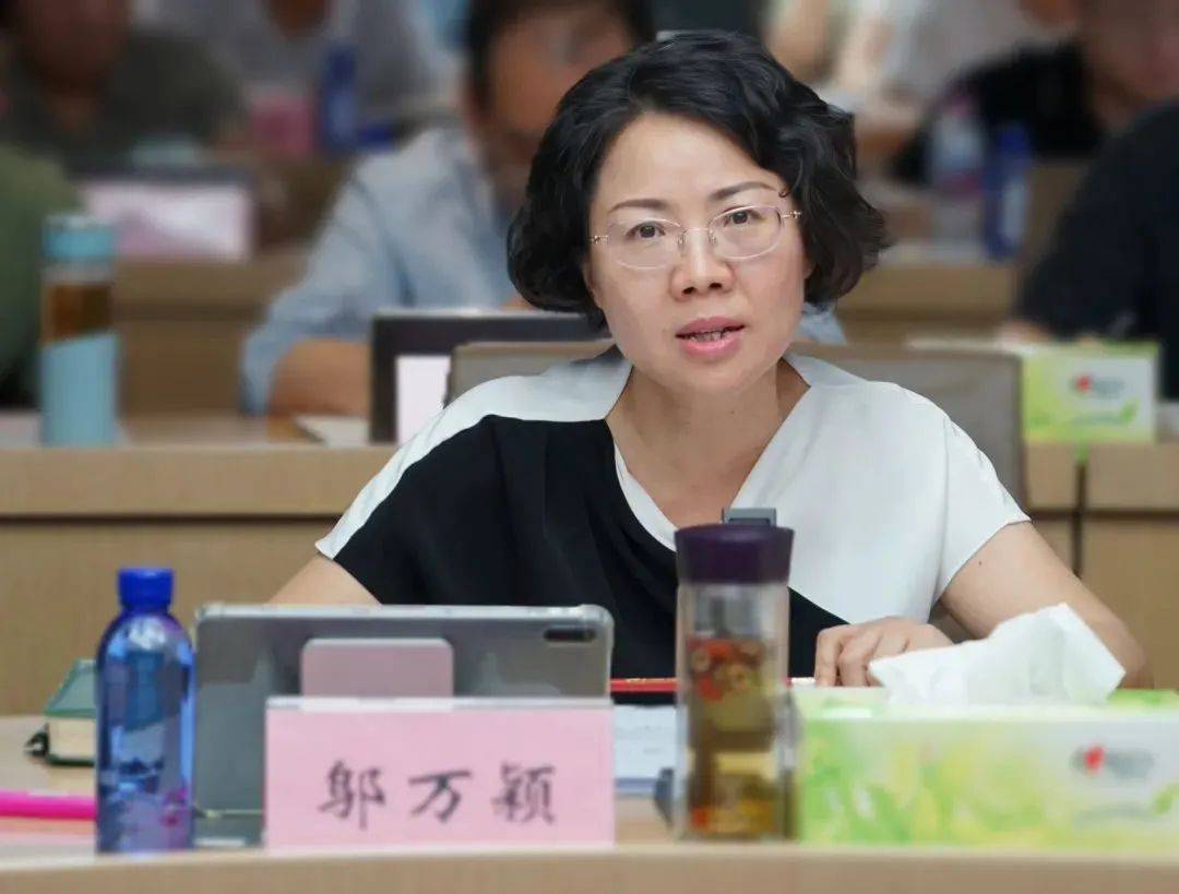 成都国企女掌门邬万颖被查<strong></p>
<p>币安推广码</strong>，距前任刘纯落马仅隔14天