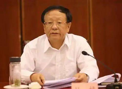 受贿8191万余元<strong></p>
<p>币安推广码</strong>，70岁副部级“老虎”杜梓一审被判15年