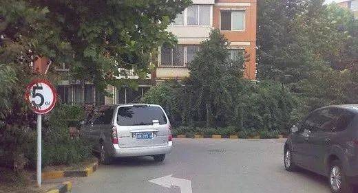 “刚走出去不到一分钟就出事”<strong></p>
<p>抹茶交易所下载</strong>，一家五口1死4伤！家属最新发声
