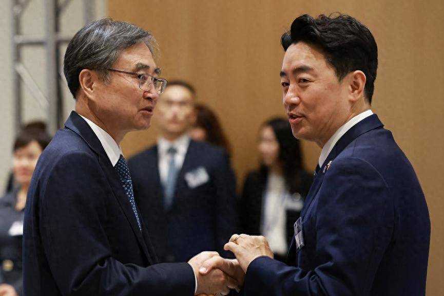 明知中方邀请金正恩<strong></p>
<p>抹茶交易所app苹果手机下载</strong>，李在明却刻意回避不见，想在韩国主场施展拳脚