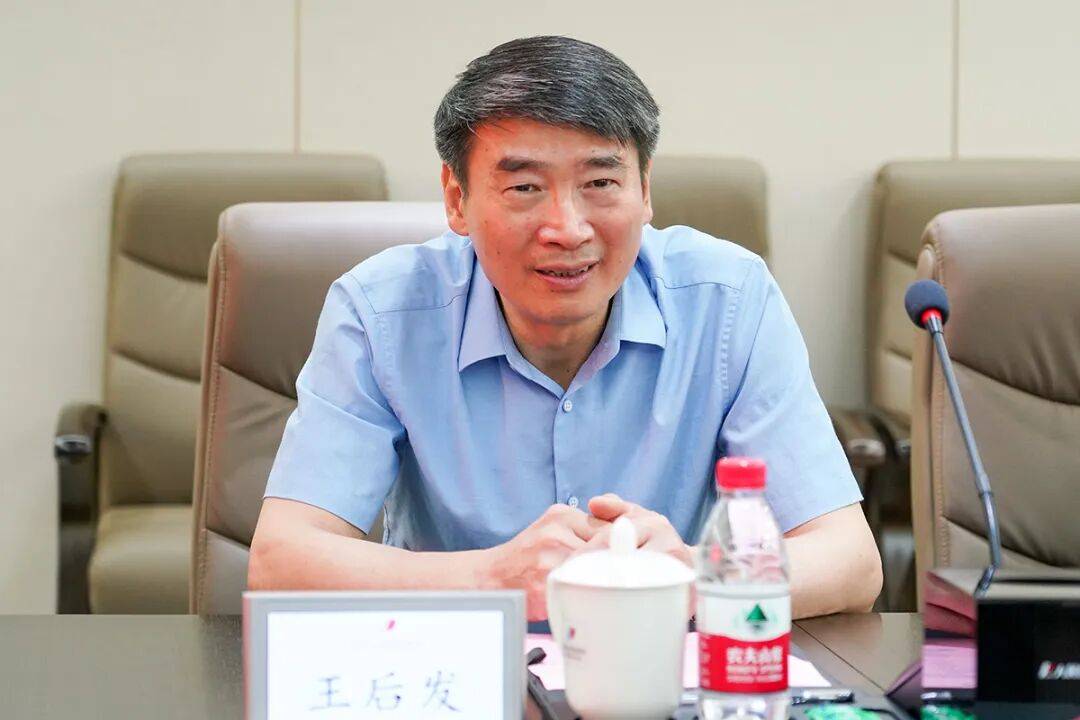 县委书记主动交代问题7个月后<strong></p>
<p>抹茶交易所最低交易金额</strong>，县人大常委会原主任也主动交代问题，两人长期共事