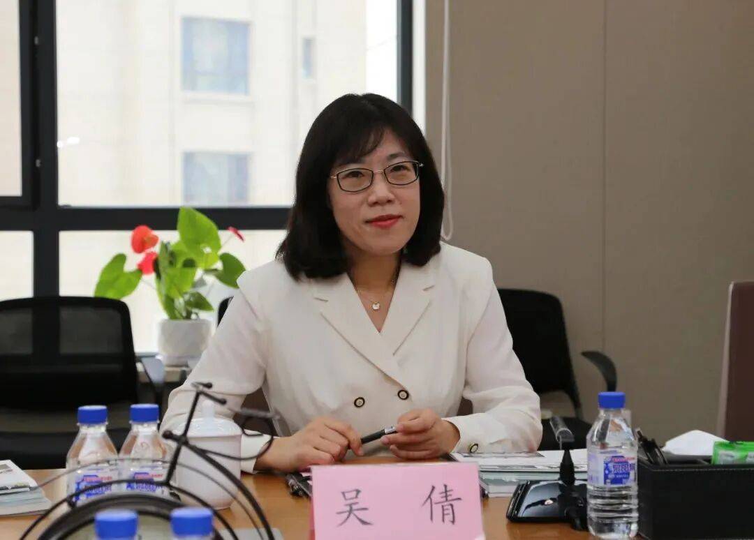 生于1983年<strong></p>
<p>抹茶交易所最低交易金额</strong>，吴倩升正厅