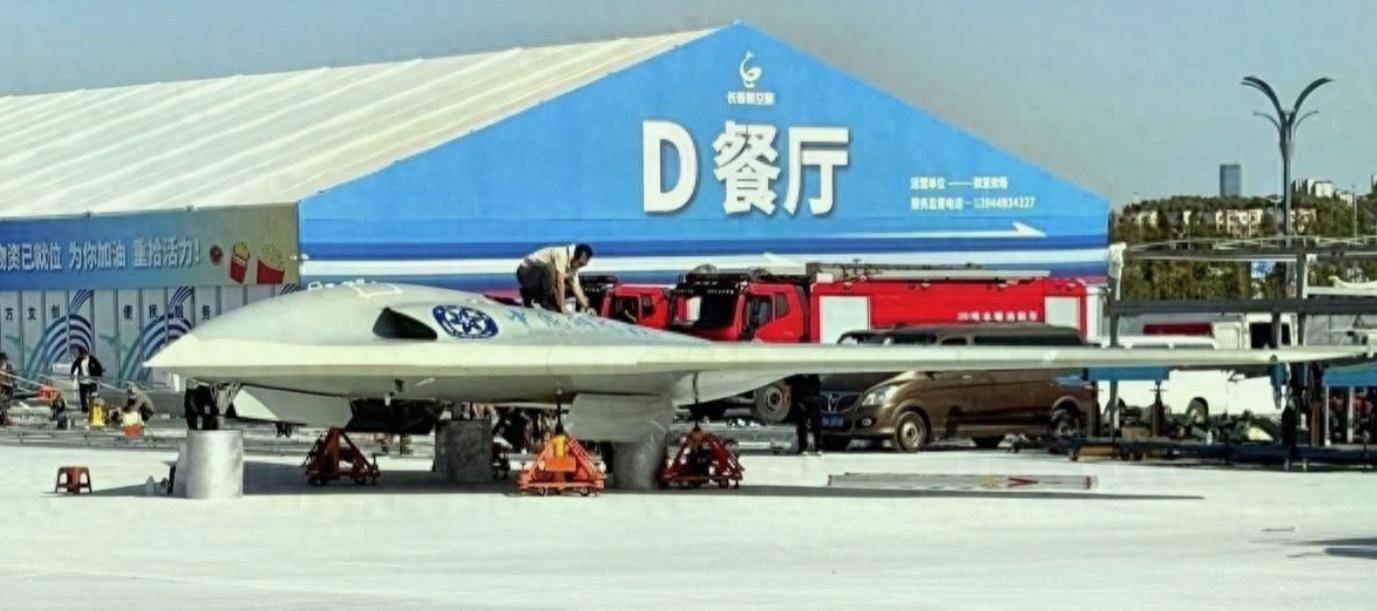 轰20是个障眼法<strong></p>
<p>抹茶交易所ios版</strong>，它绝不是中国版的B-21？或实现无人隐身战略打击