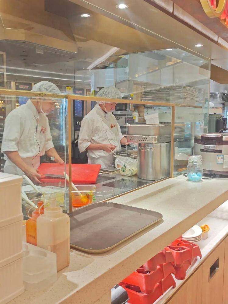 西贝降价自救！记者实探长沙门店：260元餐品用代金券后实付60元<strong></p>
<p>越南抹茶交易所</strong>，冻品西兰花使用期调为一个月