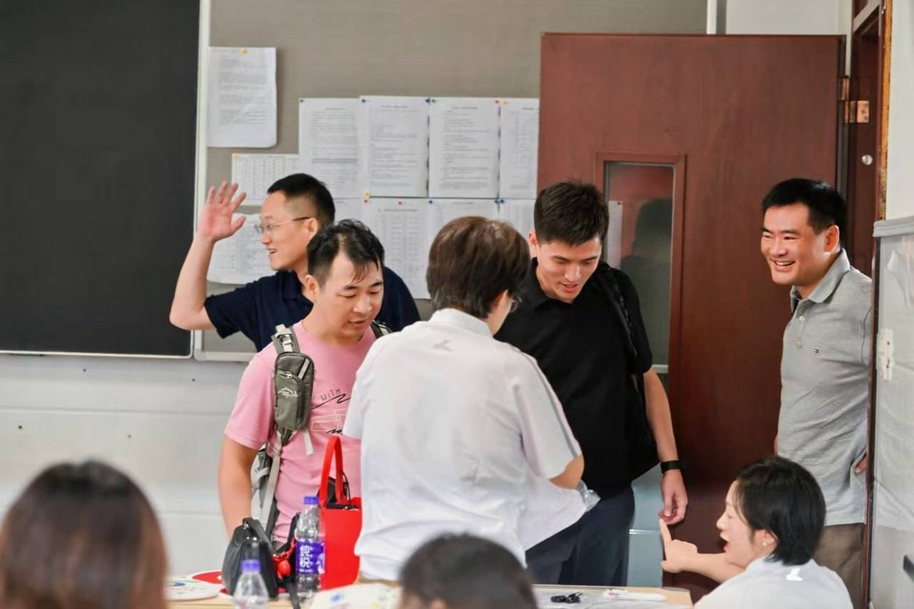 那个让老师骄傲的“调皮”班级！30年同学聚会<strong></p>
<p>下载抹茶数字货币交易所</strong>，还伴有一封来自贵州的感谢信