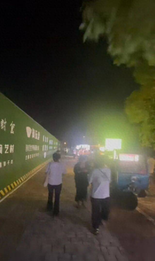 长假尾声！江西“鸡排大道”人流量减少超6成<strong></p>
<p>抹茶交易所</strong>，“鸡排哥”提前下班