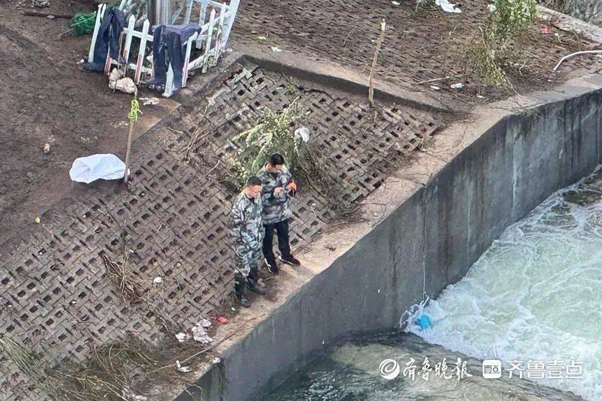 “鱼多得数不过来<strong></p>
<p>抹茶交易所哪个最好</strong>，一网子下去能捞好几条”济南锦绣川水库开闸放水，大量鲢鱼被冲出，工作人员：禁止捕捞！