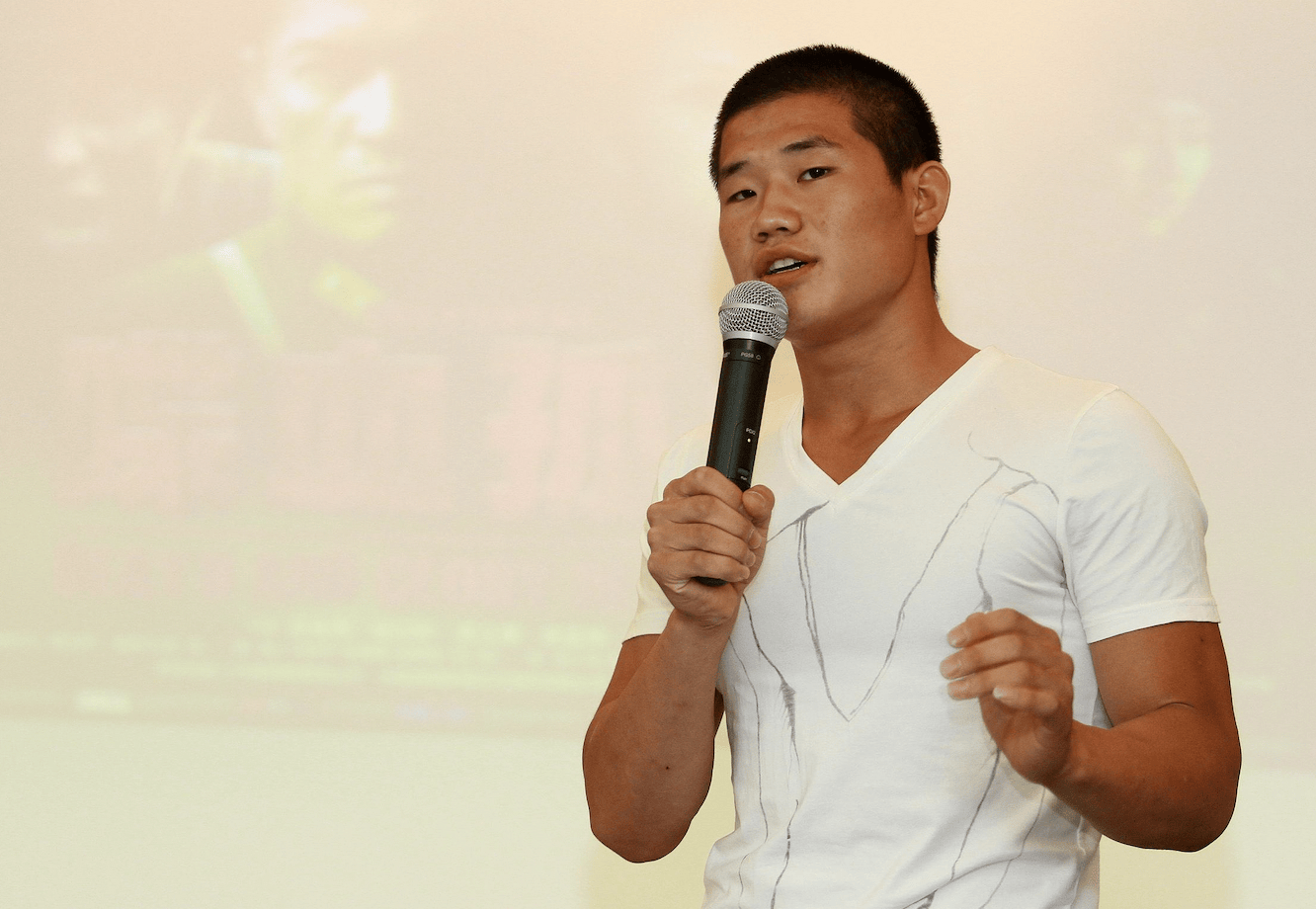 “嘎子哥”谢孟伟被执行超1400万 <strong></p>
<p>抹茶交易所哪个最好</strong>，此前身着警服直播带货被行政拘留
