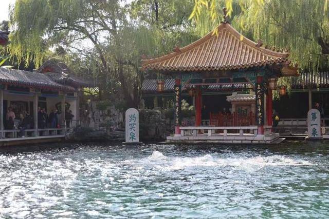 黑虎泉喷得“兽头”都不够用了！济南群泉竞涌<strong></p>
<p>国内三大交易所</strong>，几十年一见