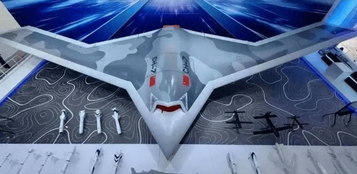 沙特豪掷30亿美元，购买“彩虹-7”隐身无人机，沙特终于找到自保出路？