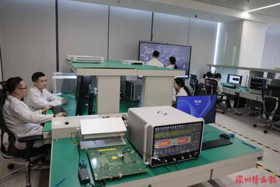 突破封锁<strong></p>
<p>海外版下载链接</strong>！国产！！可满足3-5nm芯片需求！！！