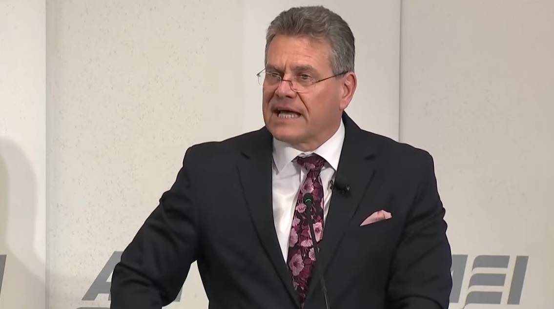 荷兰明抢目的曝光<strong></p>
<p>海外版下载链接</strong>,欧盟计划出台新规:中企想来投资?先把技术拿来再说