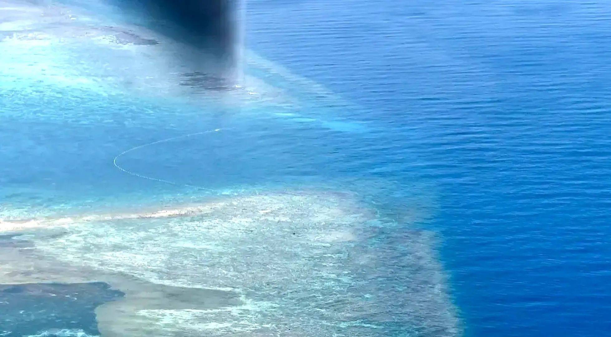 菲律宾护卫舰直奔南沙搞事<strong></p>
<p>海外版下载链接</strong>,却突然发现黄岩岛上出现了高脚屋