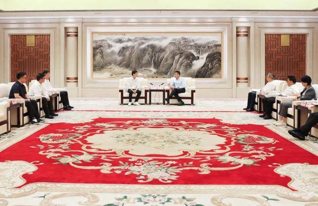 王兴兴回老家<strong></p>
<p>抹茶交易所怎么转成人民币</strong>,与市长畅谈,还与市政府签了战略合作协议