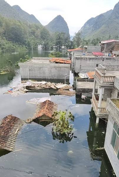 百色多个村庄被困水中已超半月<strong></p>
<p>抹茶交易所怎么转成人民币</strong>,长涝难退为何重演?
