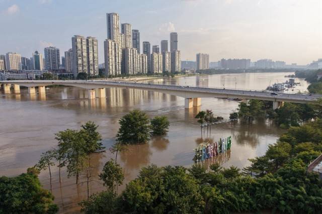 百色多个村庄被困水中已超半月<strong></p>
<p>抹茶交易所怎么转成人民币</strong>,长涝难退为何重演?