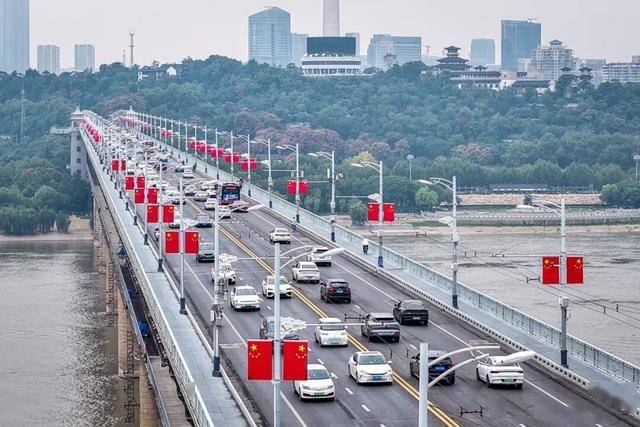 今天是她68岁生日<strong></p>
<p>抹茶交易所怎么转成人民币</strong>,武汉人:不准退休!