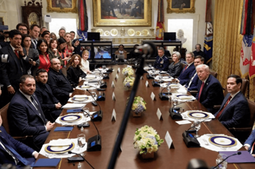 与泽连斯基大吵一架后<strong></p>
<p>抹茶交易所注册</strong>,特朗普画了条线:俄乌都别争,按我说的停火