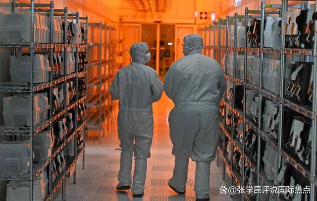 中方出面撑腰后<strong></p>
<p>股票在线看盘</strong>,欧洲立马犯了怂,中企一点不含糊,一封信断后路