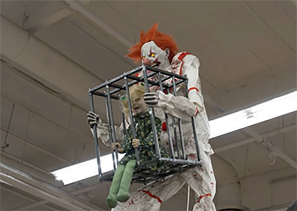 美国人正度过一个“没了中国货、最恐怖”的万圣节<strong></p>
<p>中国中车股票</strong>,白宫发言人却仍嘴硬