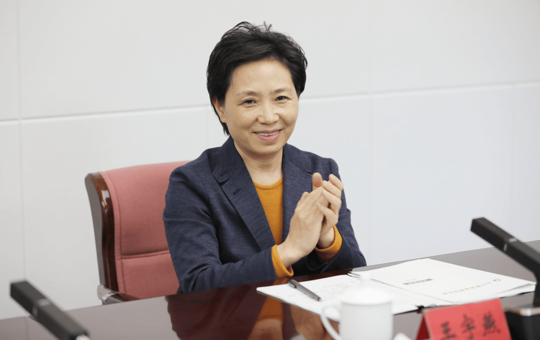 王宇燕<strong></p>
<p>中国中车股票</strong>,已任中华全国供销合作总社理事会主任