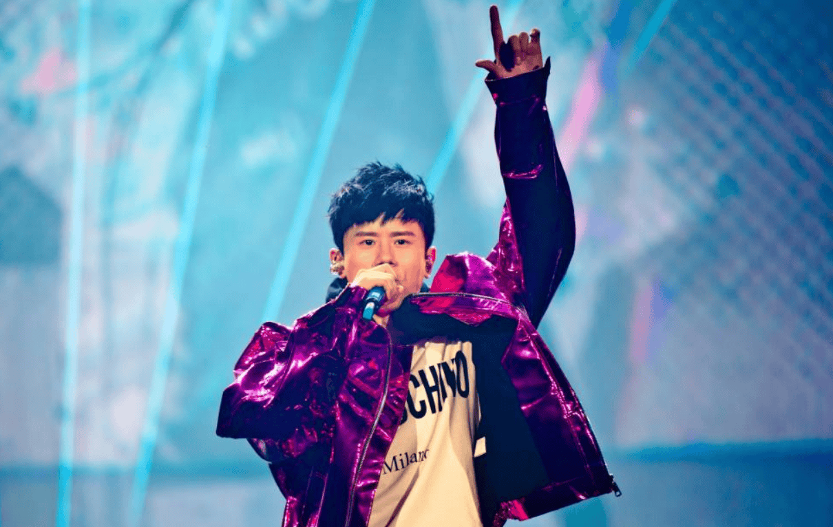 把陈粒“引爆”的耳返<strong></p>
<p>中国中车股票</strong>,为啥让这么多歌手又爱又恨