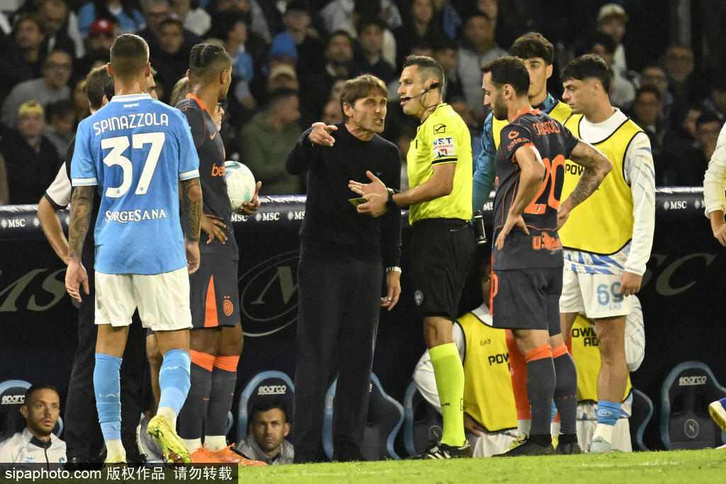 恩怨不休<strong></p>
<p>中国中车股票</strong>！孔蒂与劳塔罗场上对骂 昔日在国米打拳击和解