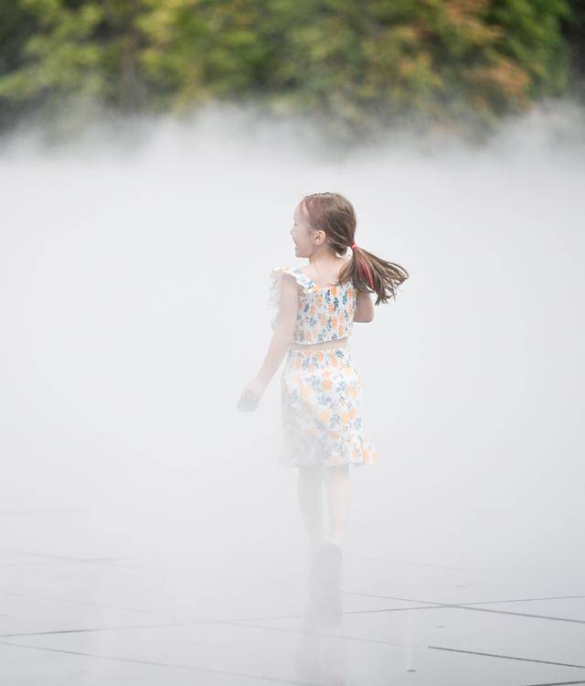 青年说 | 到中亚<strong></p>
<p>同仁堂股票</strong>,奔赴一场激动人心的“探秘”