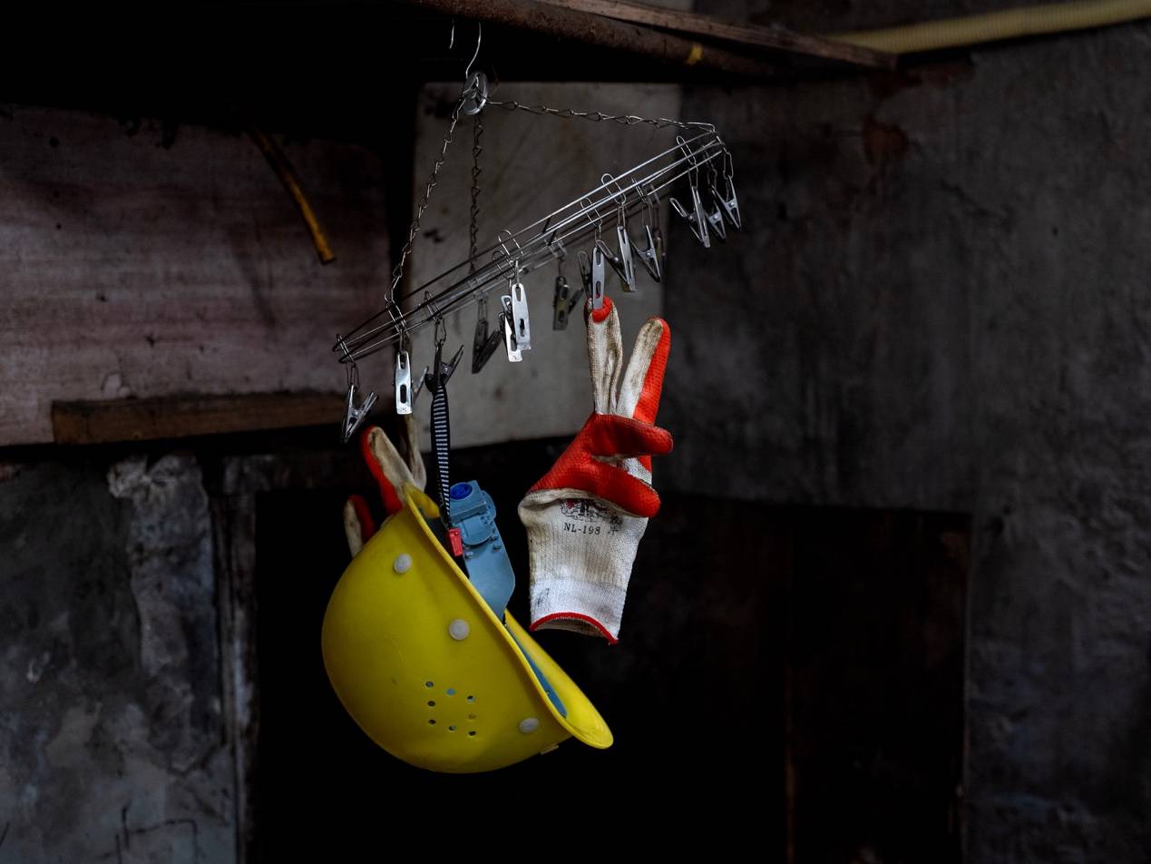 <strong></p>
<p>同仁堂股票</strong>他们挤在8元一晚的旅店 几百人抢一个活