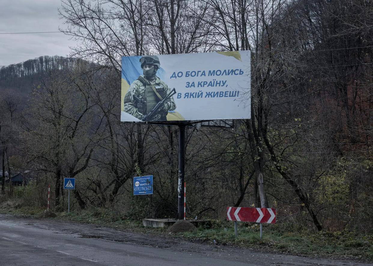 红军城大势已去<strong></p>
<p>恒生电子股票</strong>,乌军士兵倒戈投俄后,公开宣布泽连斯基才是乌克兰的敌人