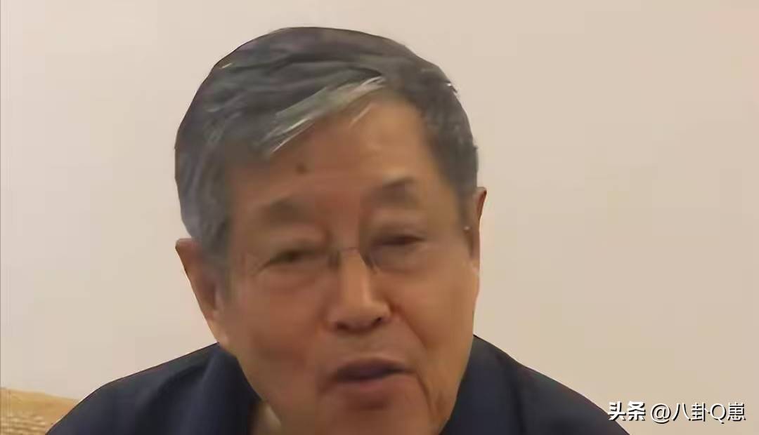 不查不知道<strong></p>
<p>恒生电子股票</strong>,一查吓一跳!杨振宁的弟弟杨振汉,人生活的这么精彩