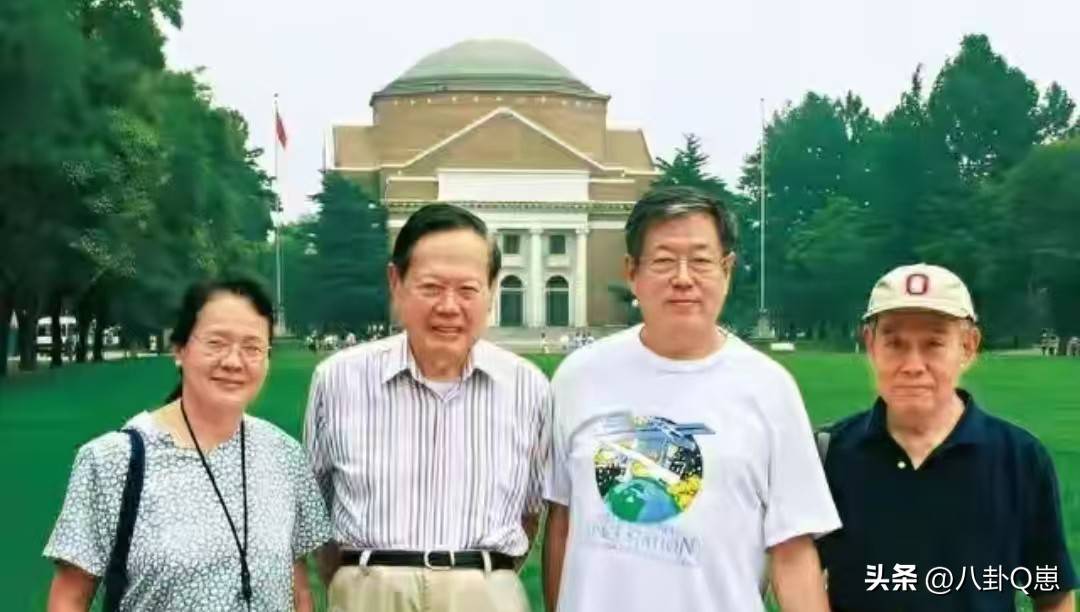 不查不知道<strong></p>
<p>恒生电子股票</strong>,一查吓一跳!杨振宁的弟弟杨振汉,人生活的这么精彩