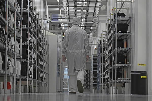 闻泰科技:要想重启安世半导体从中国出口<strong></p>
<p>指南针股票</strong>,必须满足这一条件