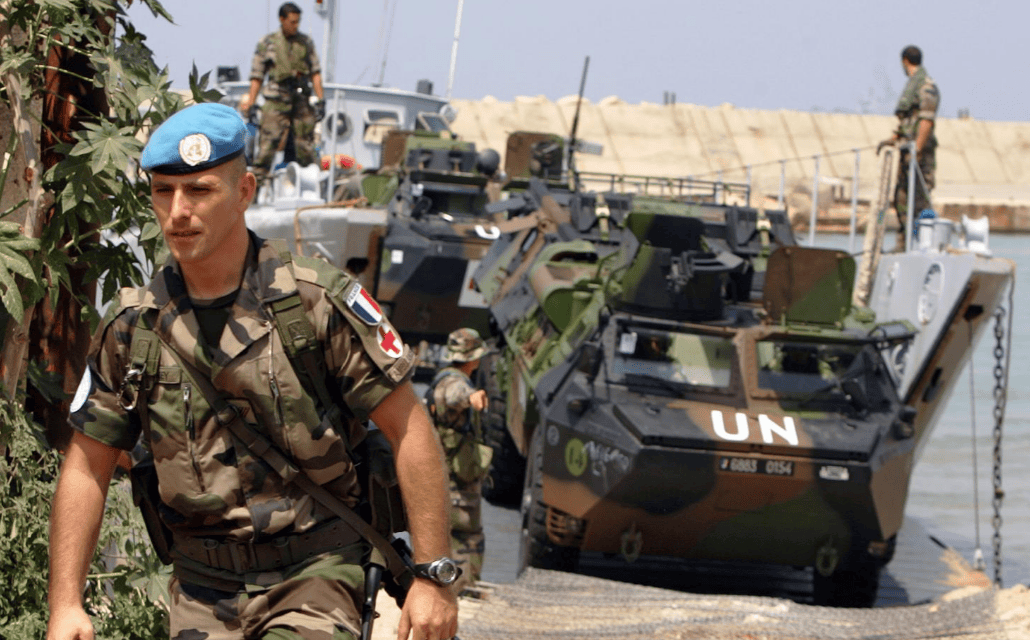 中东战云密布<strong></p>
<p>长虹股票</strong>,以色列不宣而战对法军开打,美军威胁要炸联合国维和部队!