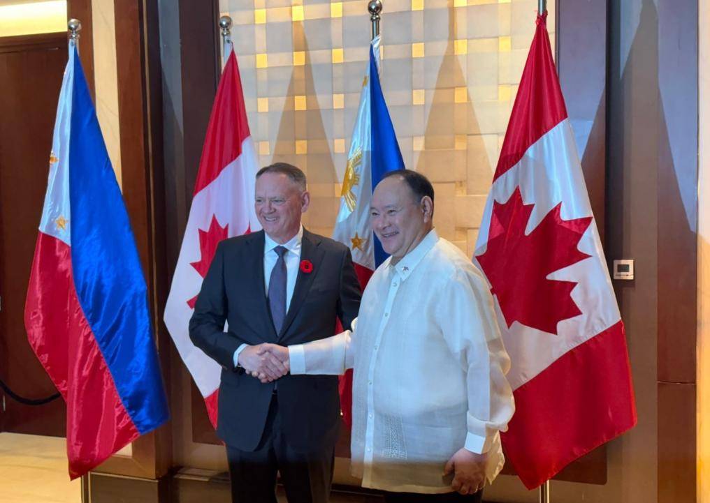 美军再度遭遇耻辱时刻:中国海军6艘战舰包围<strong></p>
<p>吉视传媒股票</strong>,815舰插入南海演习